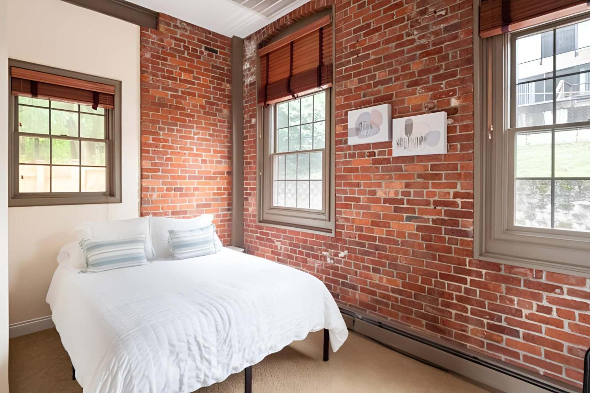 Jennifer'S Riverfront Foundry Apartment Downtown Providence Exterior photo