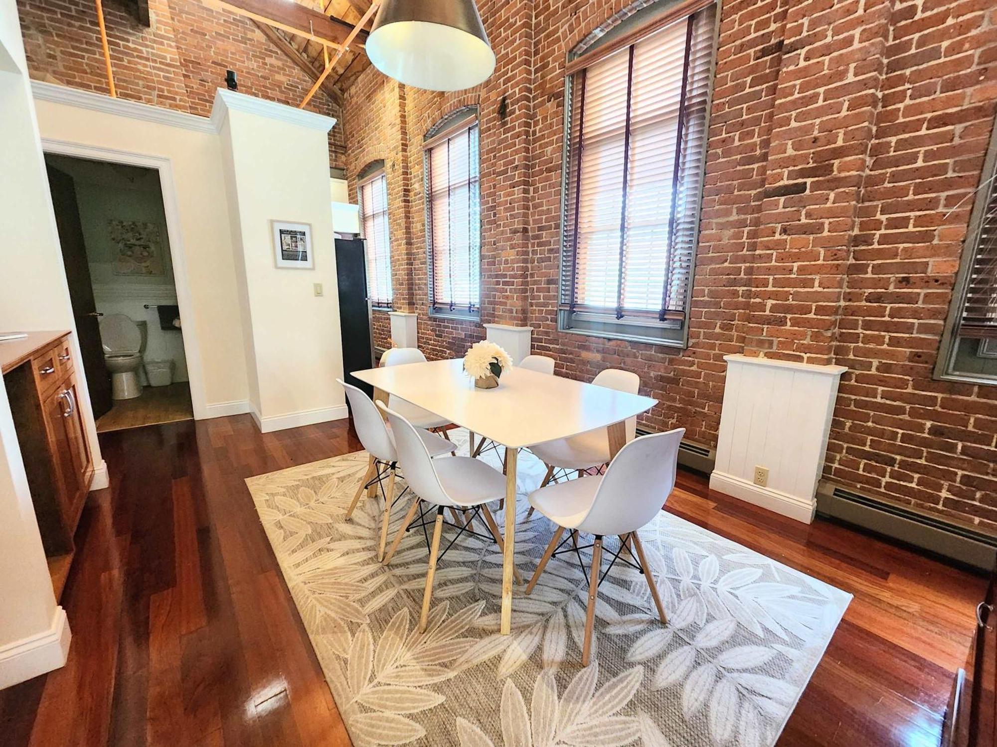 Jennifer'S Riverfront Foundry Apartment Downtown Providence Exterior photo